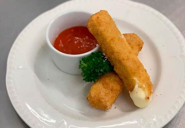 The Residents Of This Care Home Love Their Chef Who Constantly Surprises Them With Elaborate Meals