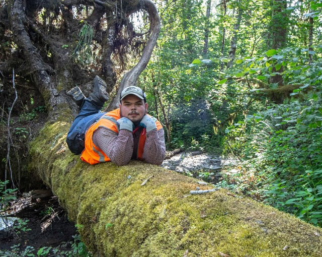 Photographer Hides Camera Trap, Finds Hilarious Photo Inside When He Returns To Pick It Up