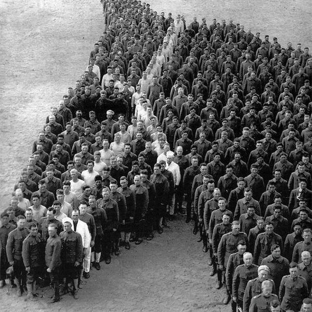 30 Of The Most Unusual Things That Happened Throughout History Shared By The “Weird History” Twitter Account (New Pics)