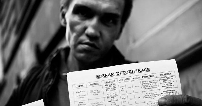 20 Photos Highlighting The Sad And Happy Moments In The Life Of Drug Addicts In Prague, As Captured By This Photographer