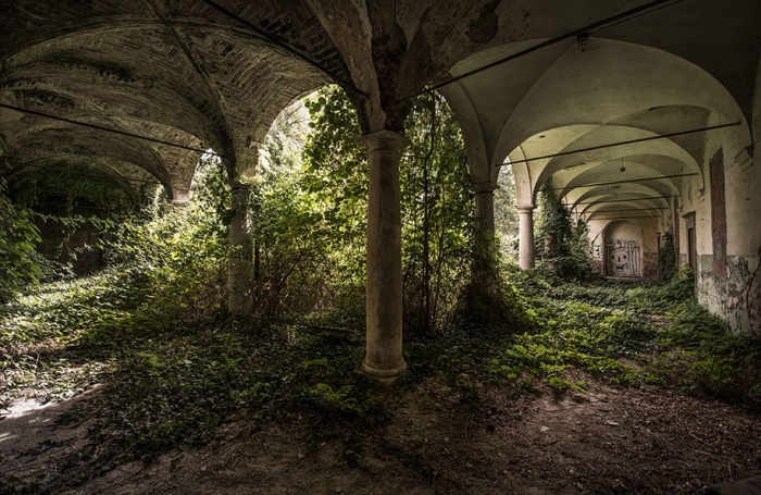 abandoned-ruins-italy-photography-critical-mass-22