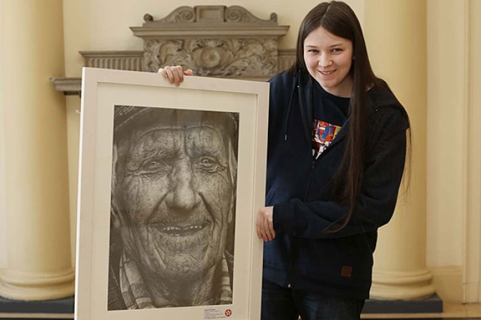 coleman-hyperrealistic-drawing-shania-mcdonagh-3