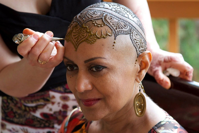 henna-crowns-temporary-tattoo-cancer-patients-henna-heals-1