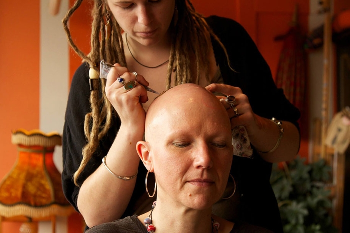 henna-crowns-temporary-tattoo-cancer-patients-henna-heals-6
