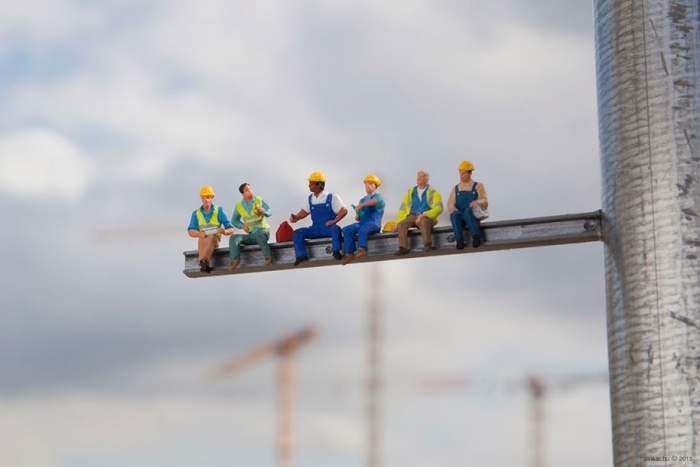 little-people-project-diorama-art-slinkachu-16
