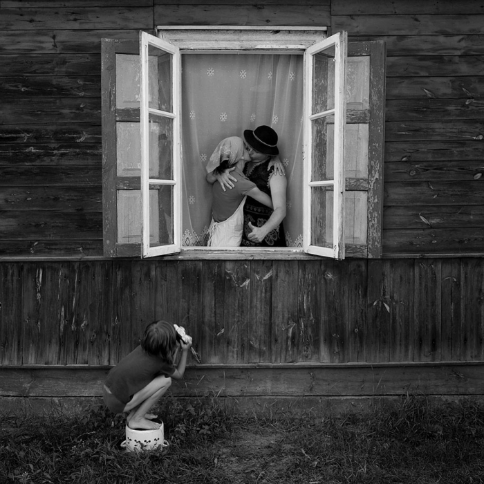 children-rural-family-photography-sebastian-luczywo-17