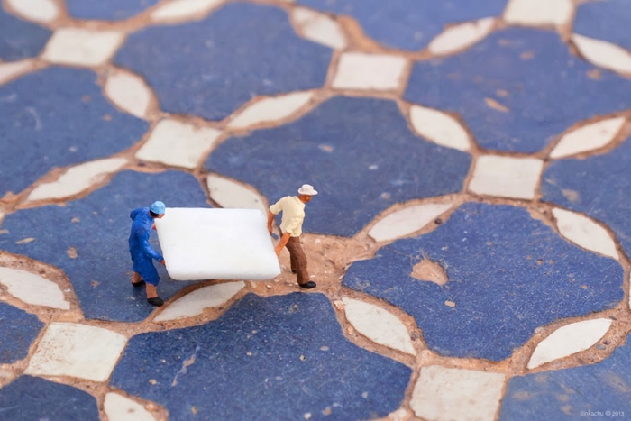 little-people-project-diorama-art-slinkachu-21