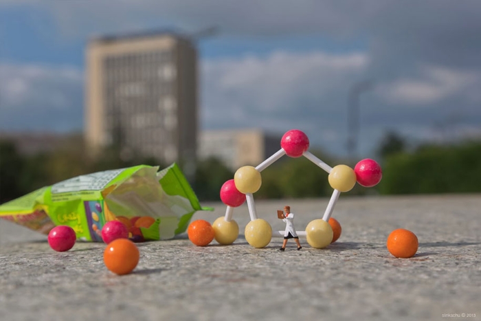 little-people-project-diorama-art-slinkachu-8