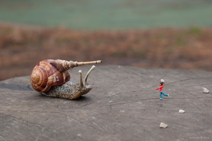 little-people-project-diorama-art-slinkachu-32