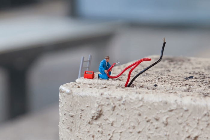 little-people-project-diorama-art-slinkachu-19