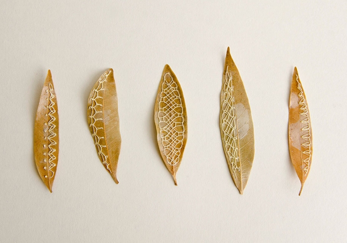 embroidery-art-stitched-leaves-hillary-fayle-7