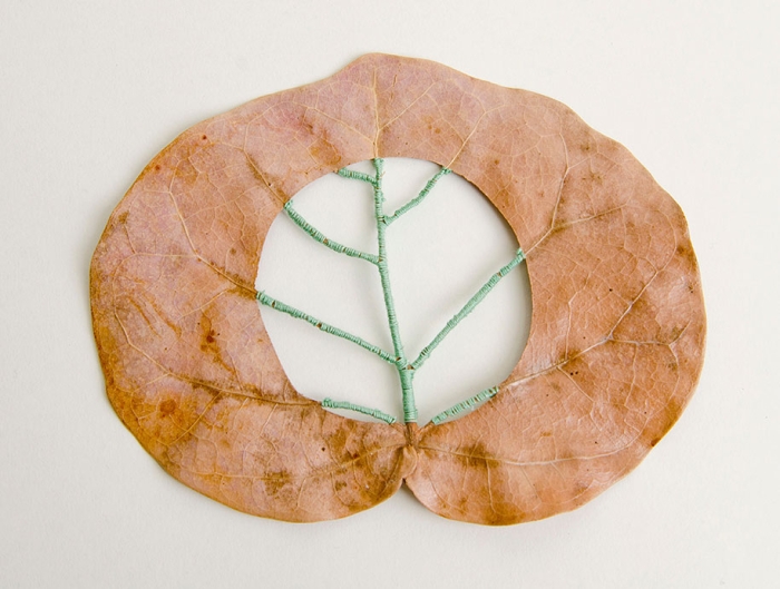 embroidery-art-stitched-leaves-hillary-fayle-11