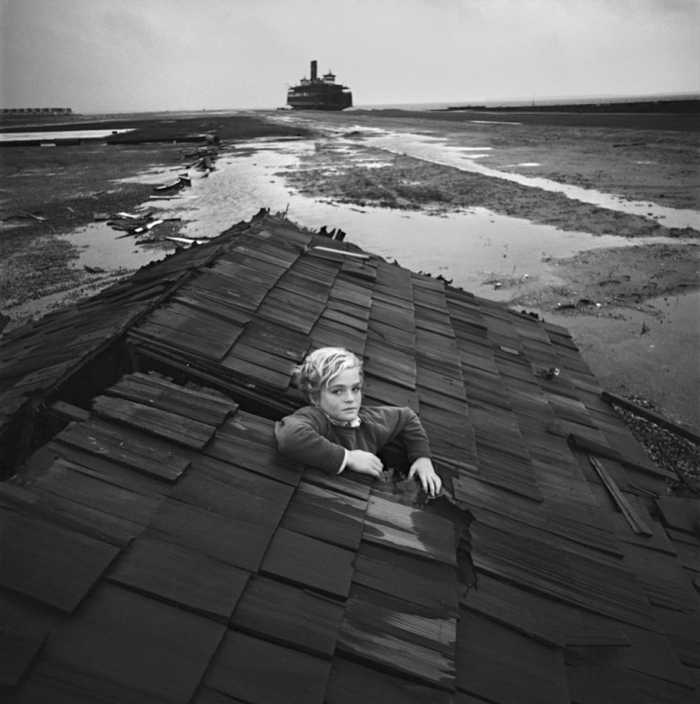 surreal-photography-childrens-nightmares-arthur-tress-2