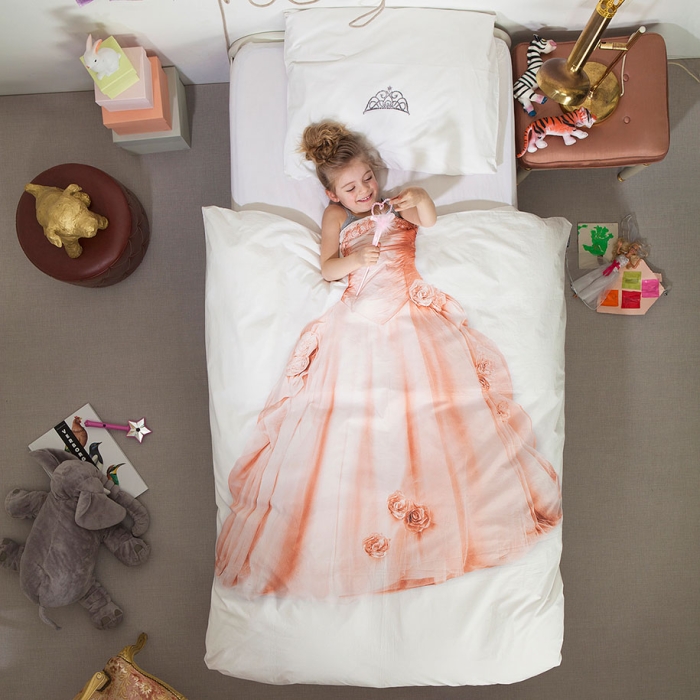 creative-bed-covers-wraps-bedding-10