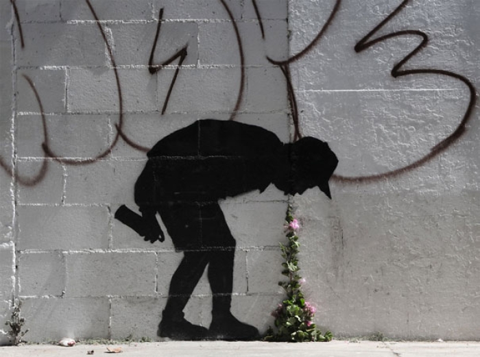 street-art-interacting-with-nature-surroundings-10