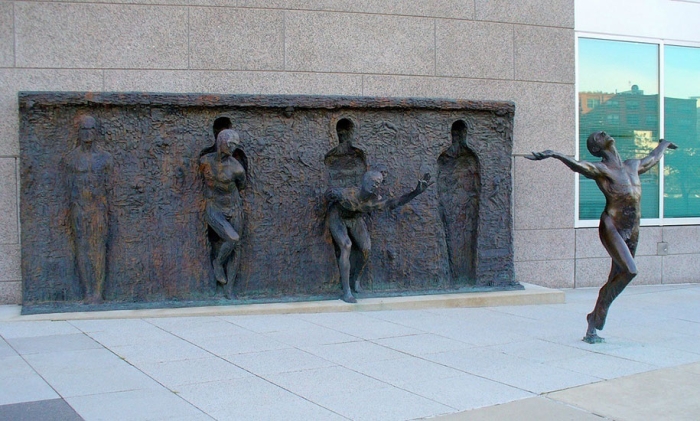 creative-statues-interesting-sculptures-8