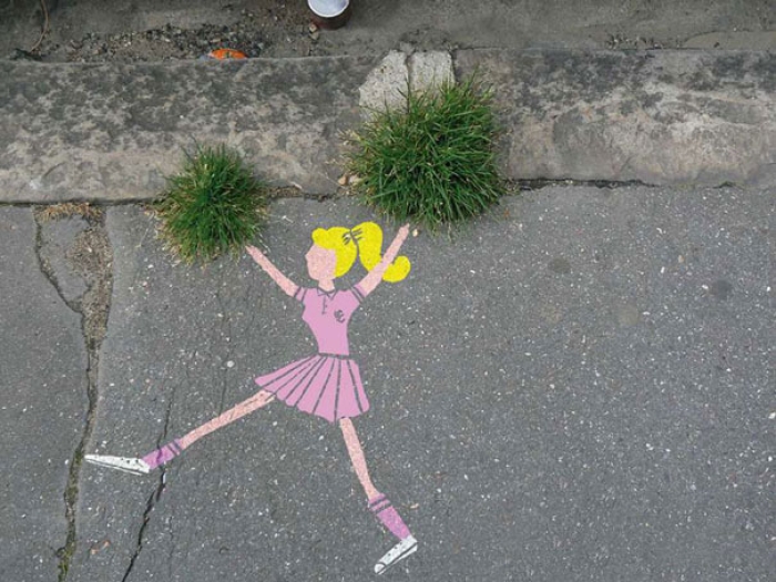 street-art-interacting-with-nature-surroundings-23