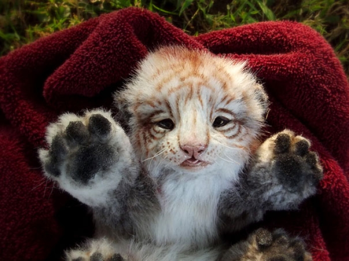 realistic-animal-toys-plushies-wood-splitter-lee-creations-6
