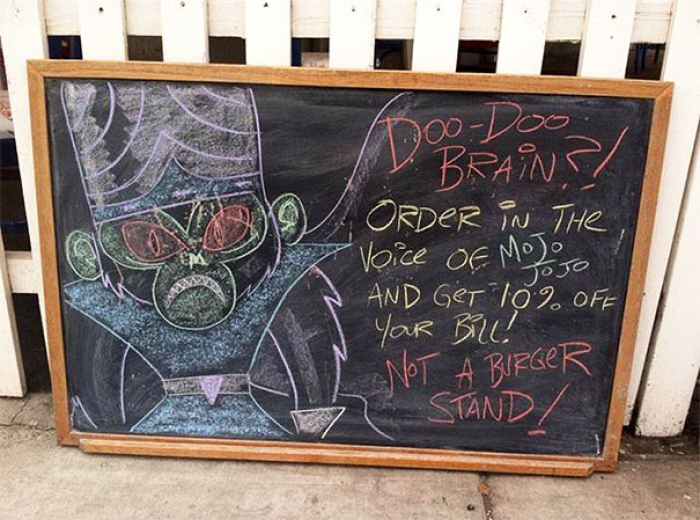 funny-chalk-board-drawings-not-a-burger-stand-23