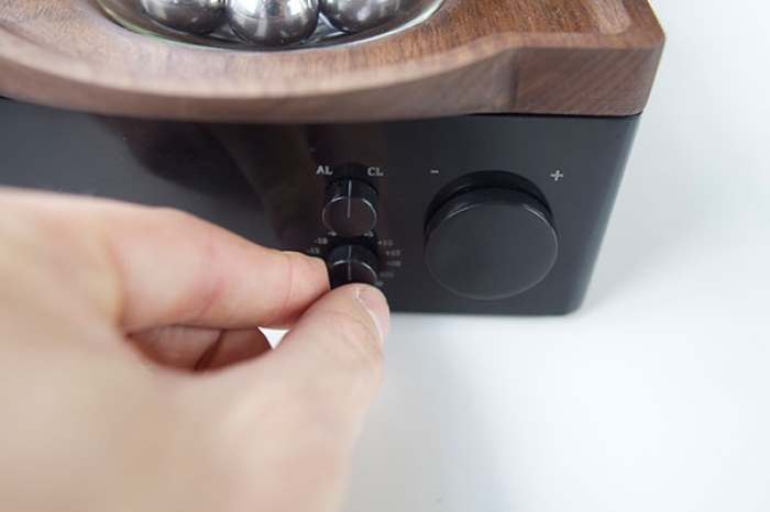 barisieur-alarm-clock-coffee-maker-joshua-renouf-10