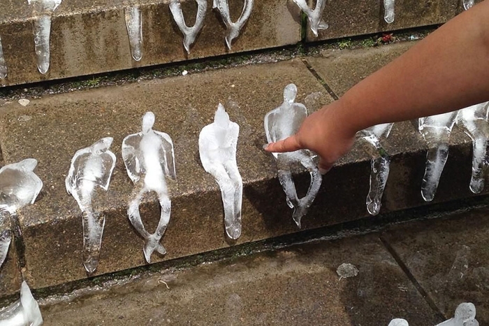 first-world-war-commemoration-ice-sculptures-birmingham-nele-azevedo-10