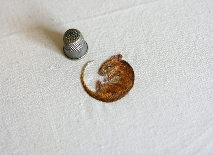 realistic-animal-embroidery-chloe-giordano-6