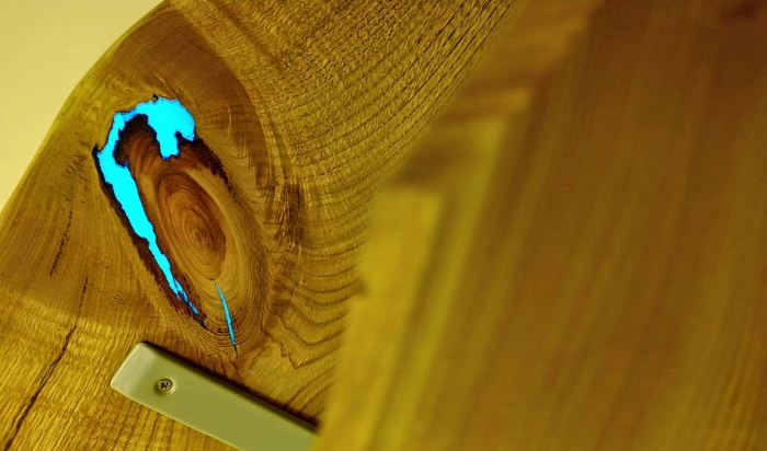 diy-glowing-resin-inlaid-shelves-mat-brown-1