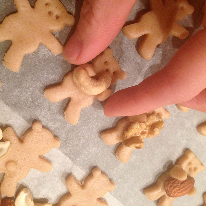 hugging-bears-nuts-cute-cookies-tamagosan-5