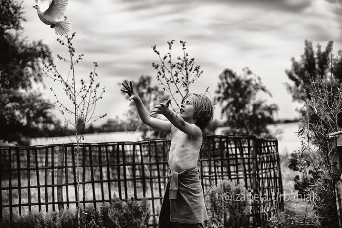 summertime-countryside-children-photography-izabela-urbaniak-25