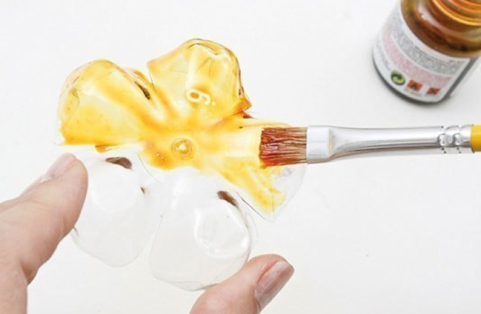plastic-bottle-creative-recycling-design-ideas-9