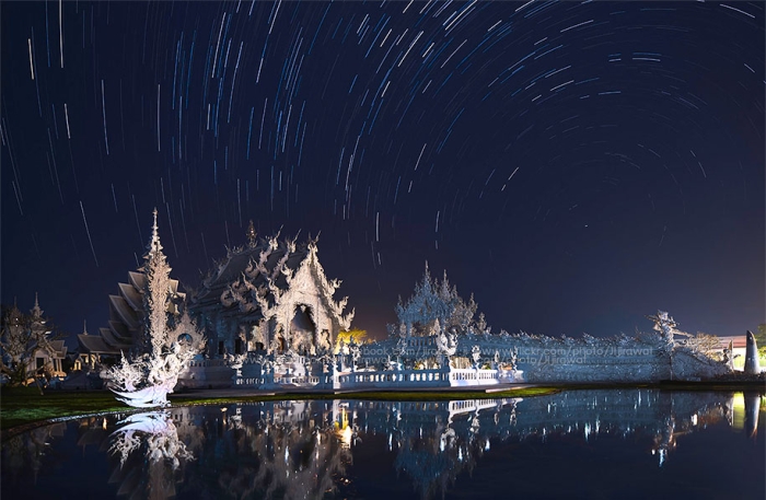 white-temple-wat-rong-khun-buddhist-thailand-architecture-9
