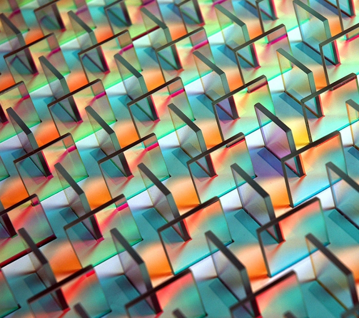 light-installations-colored-glass-chris-wood-4