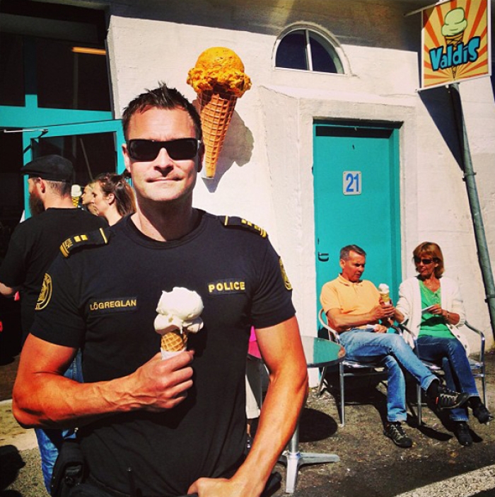 reykjavik-police-logreglan-instagram-iceland-1