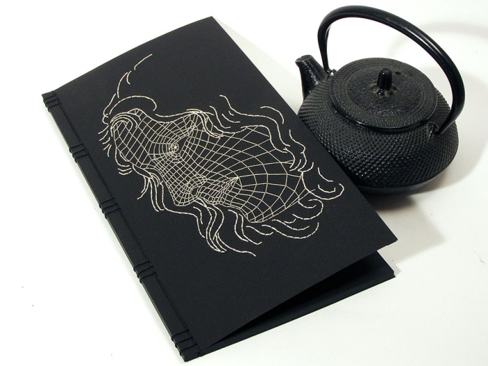 embroidered-notebooks-fabulous-cat-papers-14