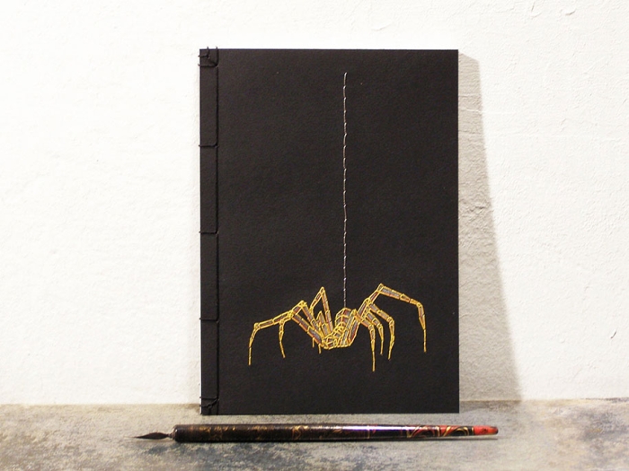 embroidered-notebooks-fabulous-cat-papers-1
