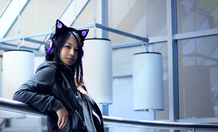 led-lights-cat-ear-heaphones-axent-wear-5
