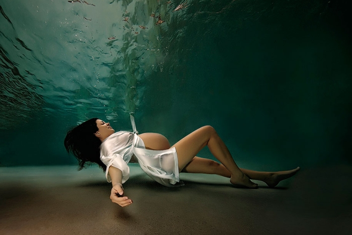 underwater-maternity-photography-mermaids-adam-opris-3
