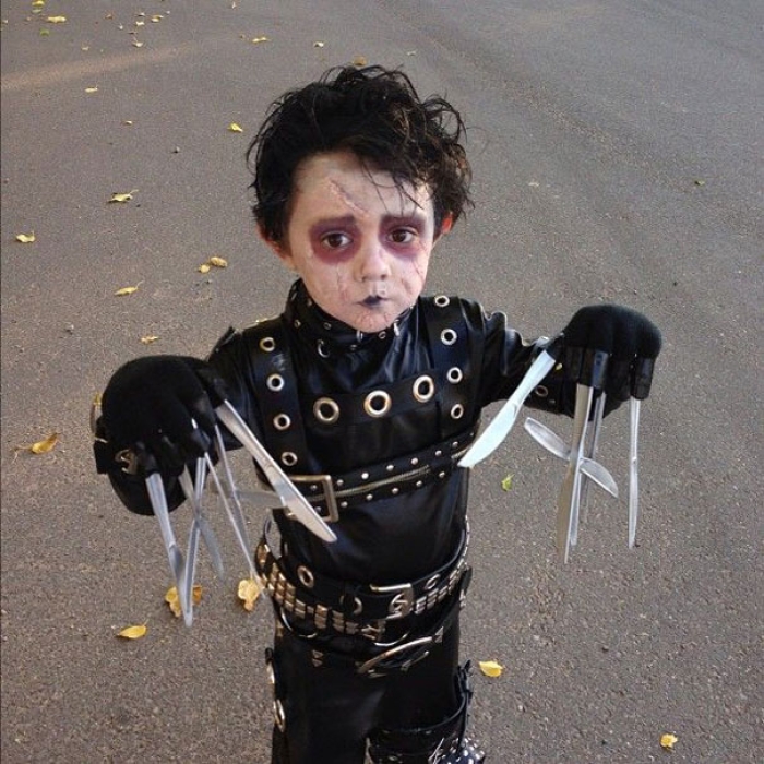 cool-children-halloween-costumes-1