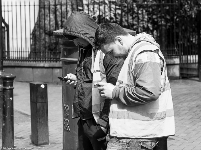death-of-conversation-smartphone-obsession-photography-babycakes-romero-10