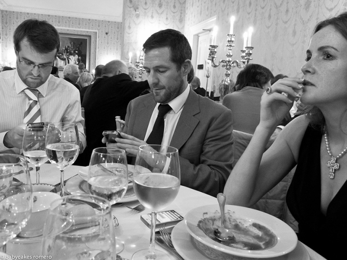death-of-conversation-smartphone-obsession-photography-babycakes-romero-12