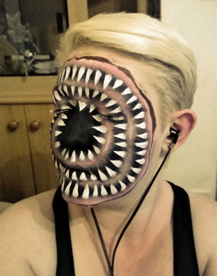 creepy-halloween-make-up-creative-ideas-22