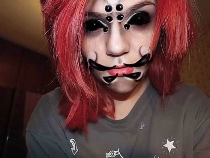 creepy-halloween-make-up-creative-ideas-24