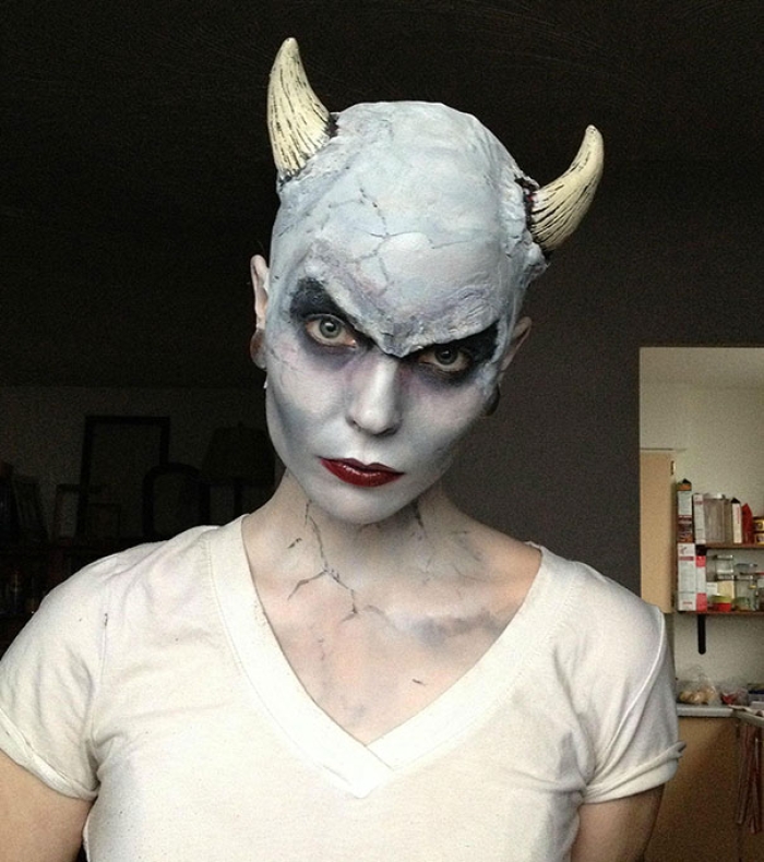 creepy-halloween-make-up-creative-ideas-26