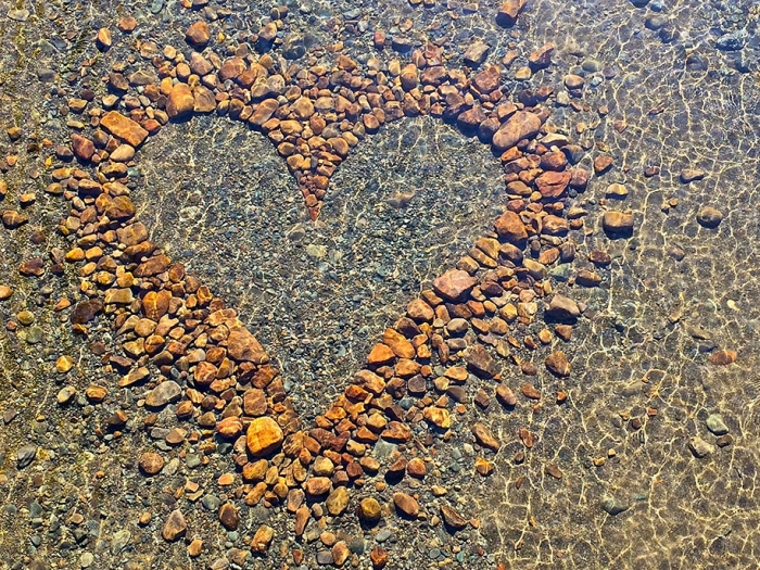 natural-art-public-intallation-stones-david-allen-5