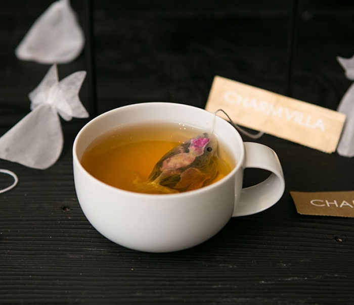 gold-fish-tea-bag-design-charm-villa-4