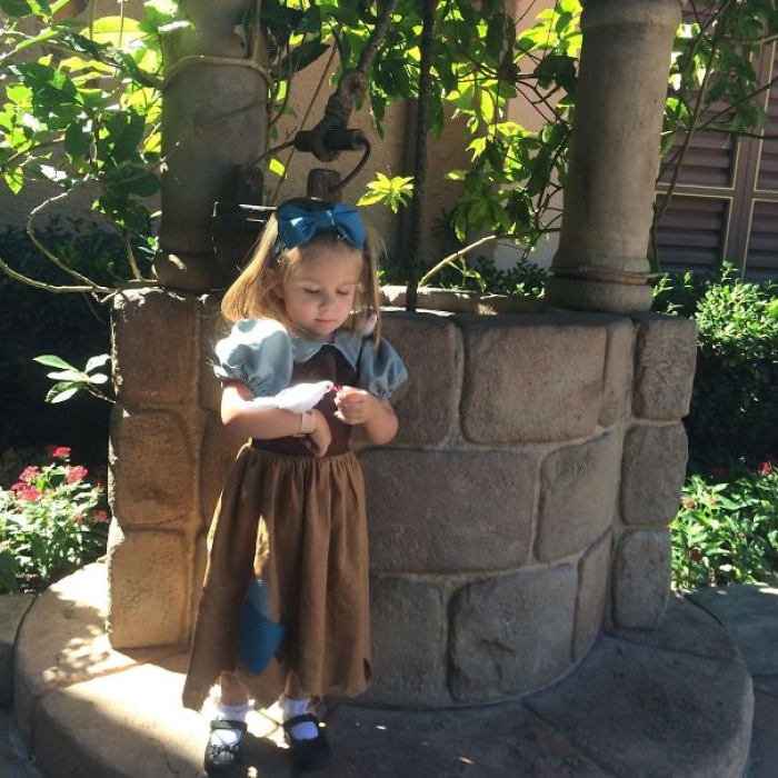 little-girl-disney-character-costume-design-4