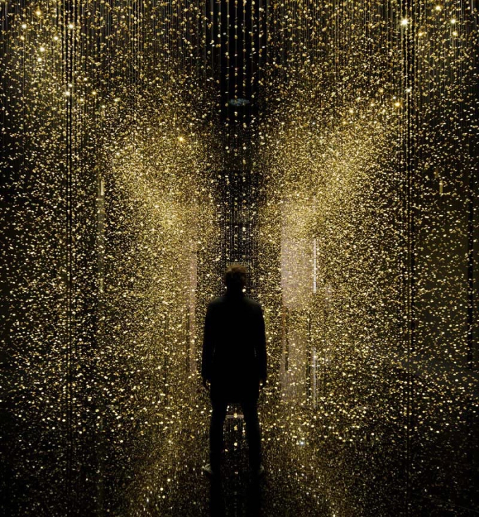 spiral-suspended-watch-installation-citizen-tsuyoshi-tane-1