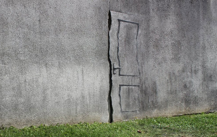 street-art-european-cities-pejac-15