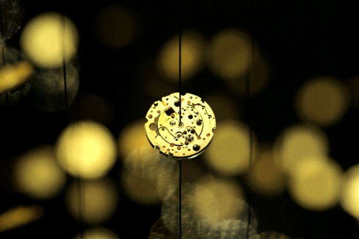 spiral-suspended-watch-installation-citizen-tsuyoshi-tane-13
