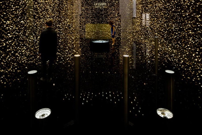 spiral-suspended-watch-installation-citizen-tsuyoshi-tane-9